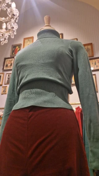 ✨️⚘️🔥

#shoplocal  #leipzig #kinglouie #seasaltcornwall  #verycherry