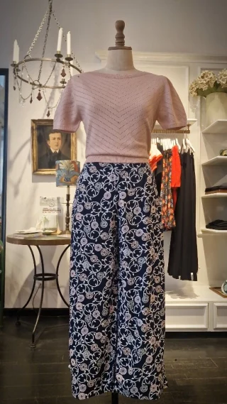 🌸 Neue Kollektion – Leichtigkeit trifft Eleganz 🌸Perfekt für warme Tage, an denen du stilvoll und bequem unterwegs sein möchtest💃

#sommermode #shoplocal #nachaltig #Leipzig #frühling