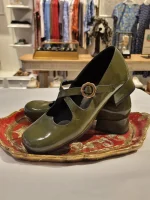 @fly.london 💚✨️New

#Pumps #retro #fashion #shoes #leipzig